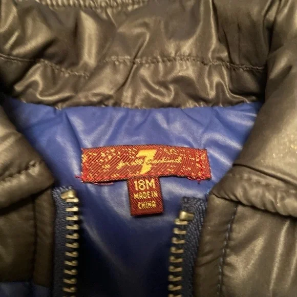 7 For All Mankind Boy’s 18M Blue Puffer Vest - Picture 5 of 5